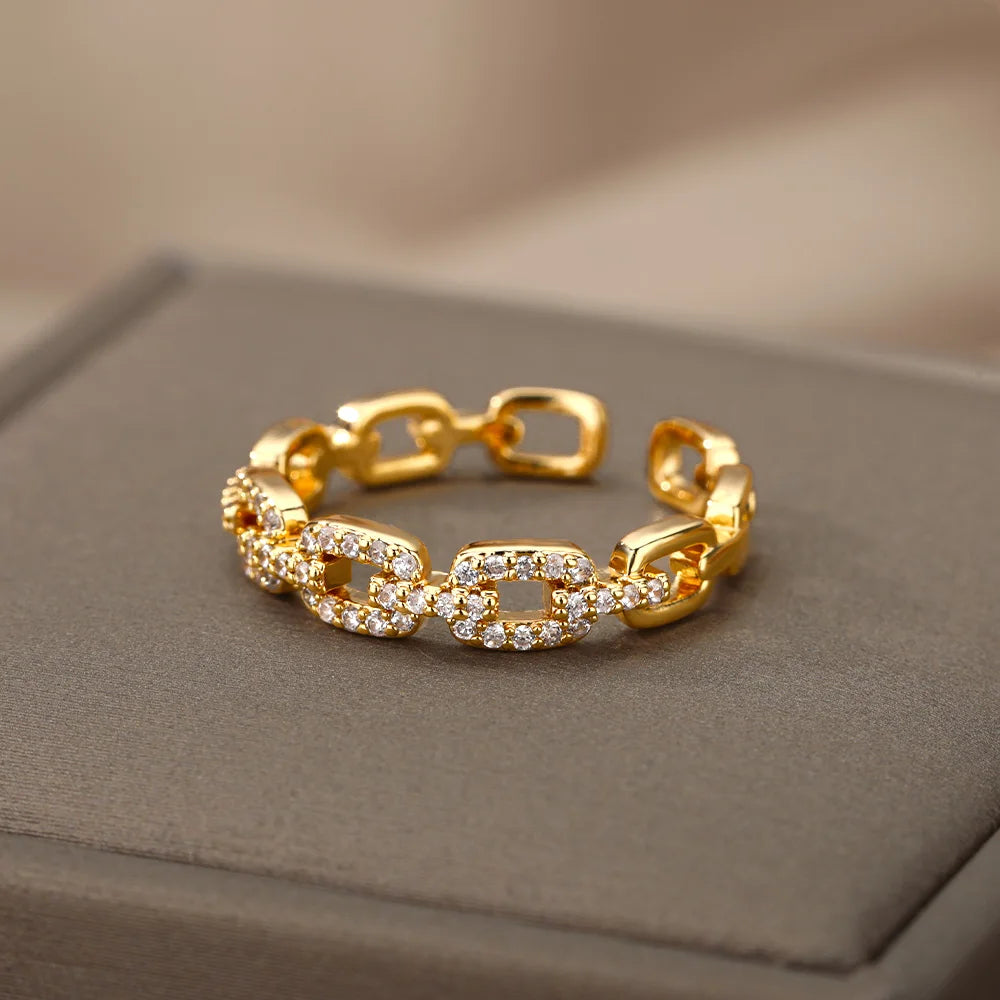 Twisté 
 Classic Zircon  Chain Rings