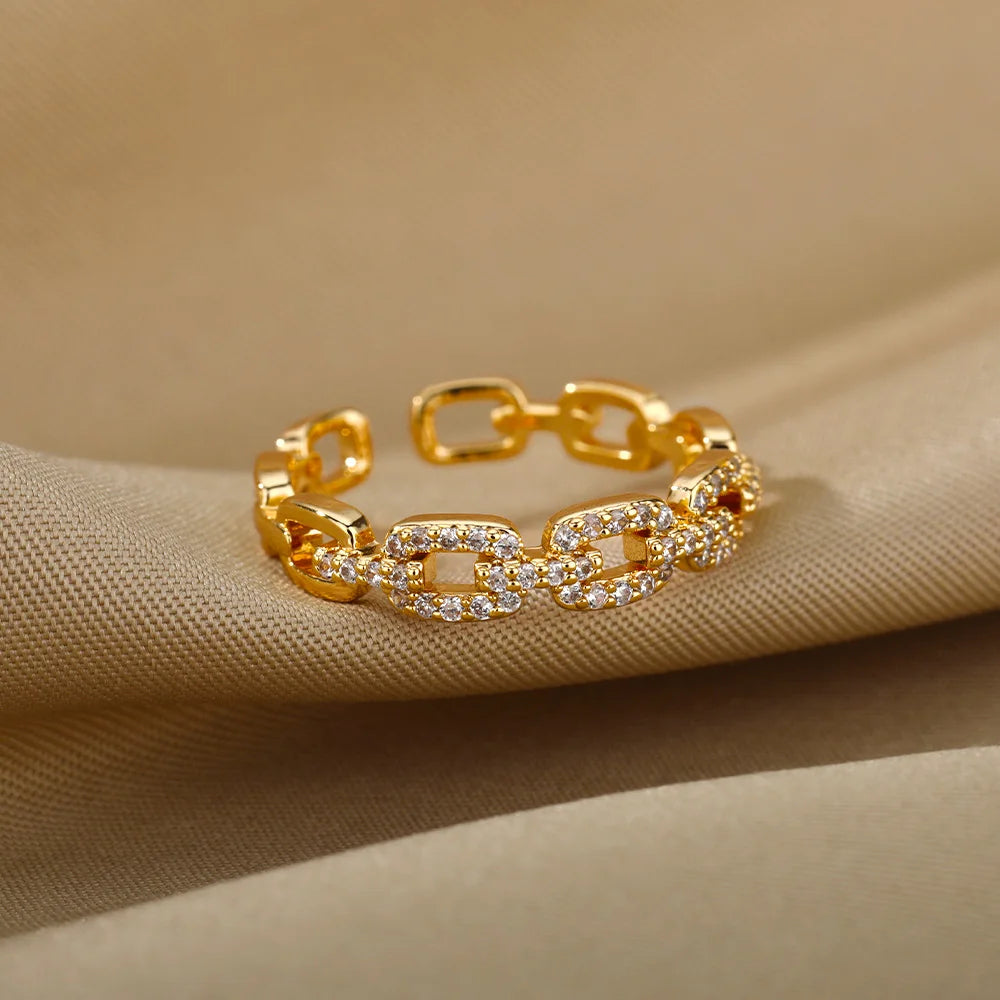 Twisté 
 Classic Zircon  Chain Rings