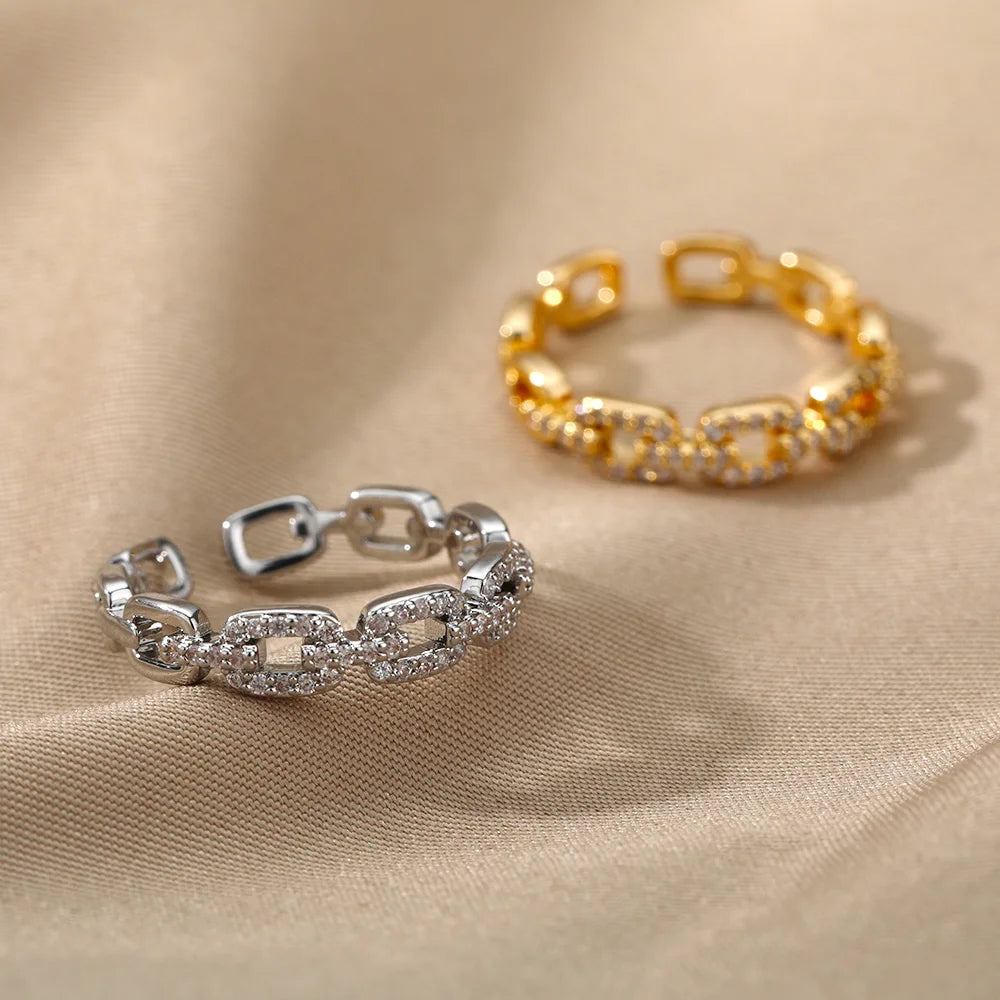 Twisté 
 Classic Zircon  Chain Rings