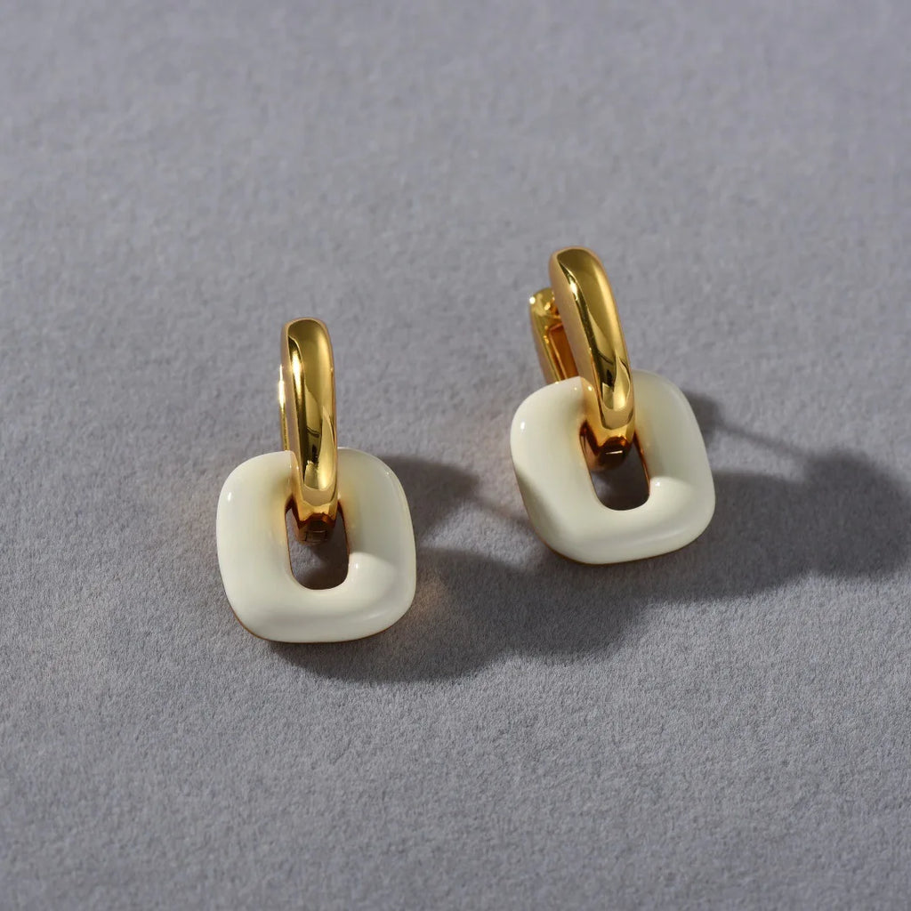 2025 Fashion Geometric Red White Earrings Woman Unique Design Comfortable Lightweight Jewelry