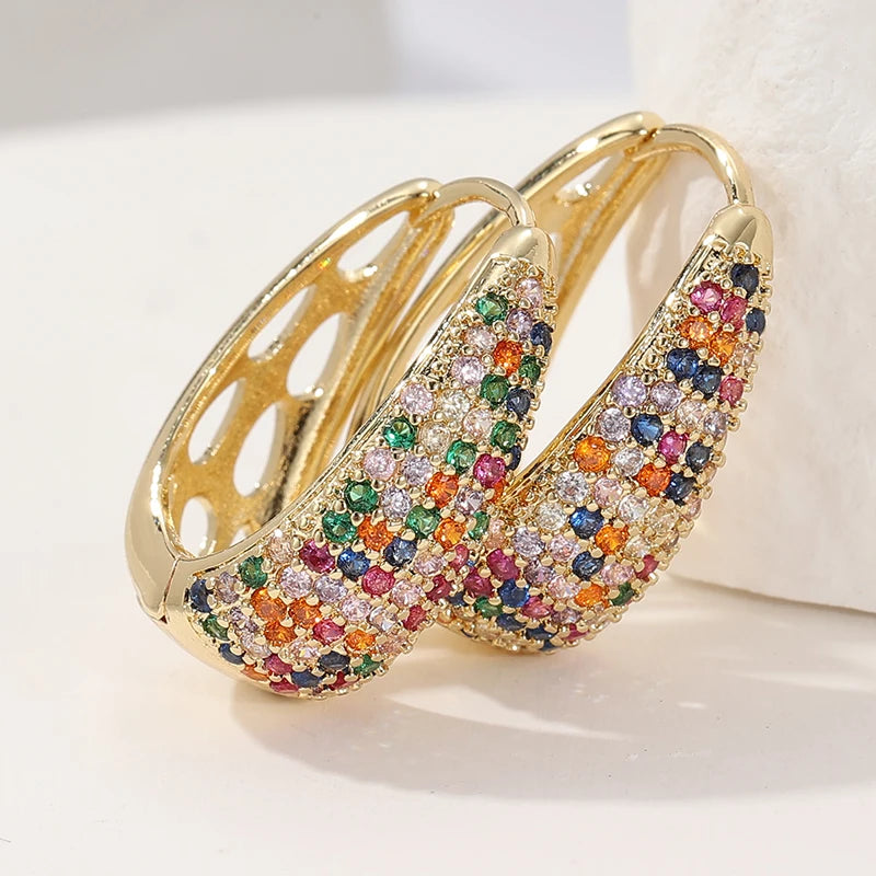 Luxurious Colored Synthetic Zirconia Inlaid Fashion Hoop Earrings for Women
