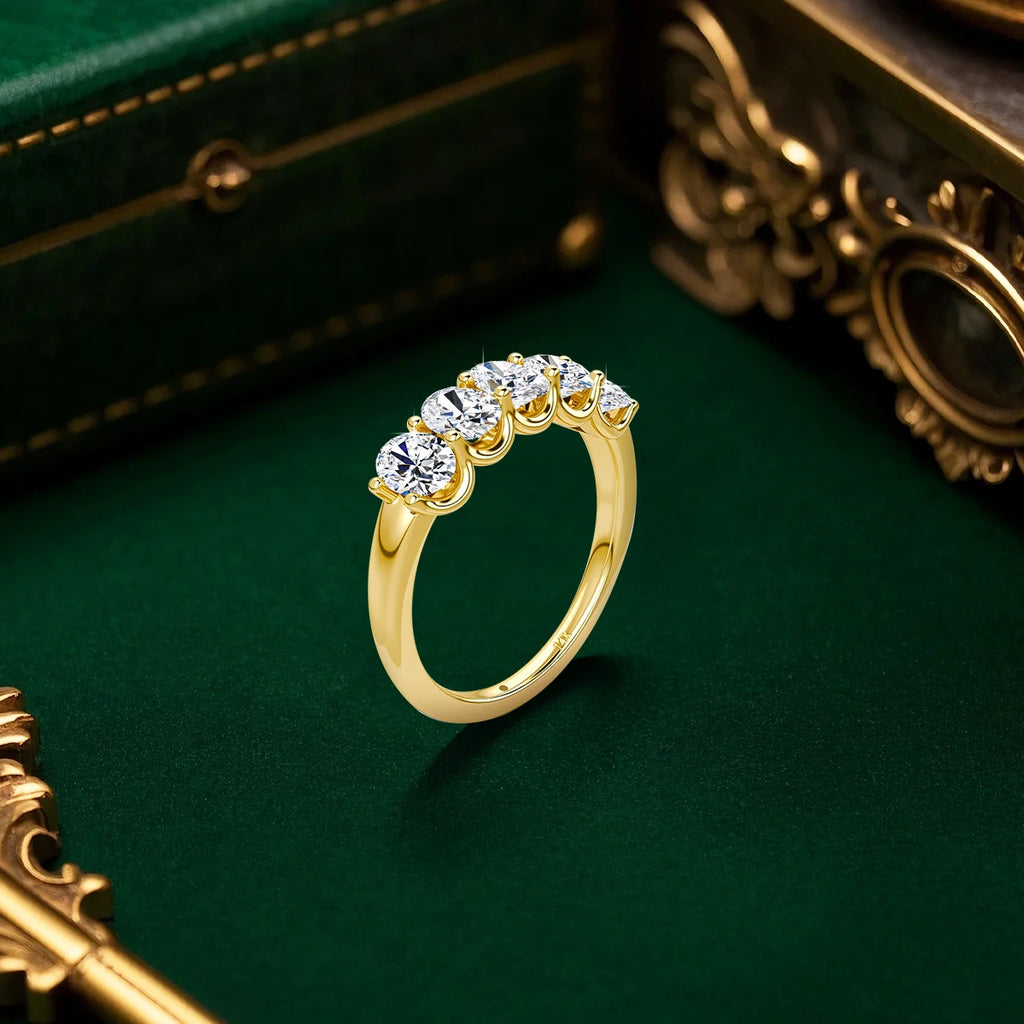 14K Gold Oval Spark Ring