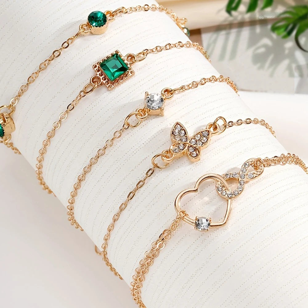 Eterna Set -5pcs Vintage-Inspired Bracelet Set with Sparkling Rhinestones -
