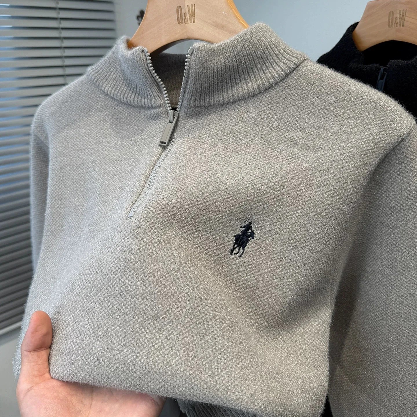 Luxury brand zipper semi high neck sweater men's high-end fashion ponytail golf embroidery winter new velvet warm knit pullover