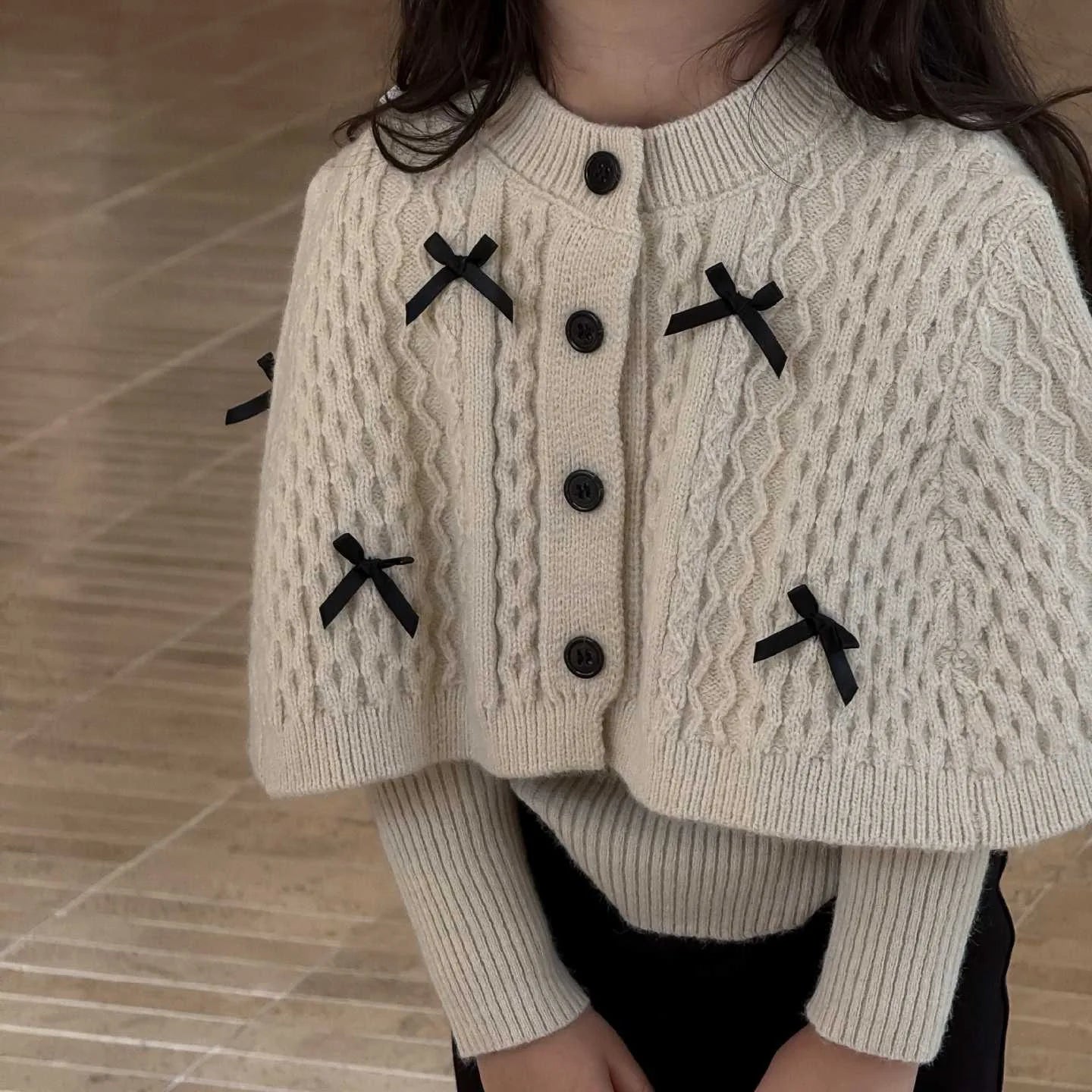 2025 Autumn New Children Clothing Korean Children Clothing Girls Retro Bow Sweater Cape Sweater Two Piece Set