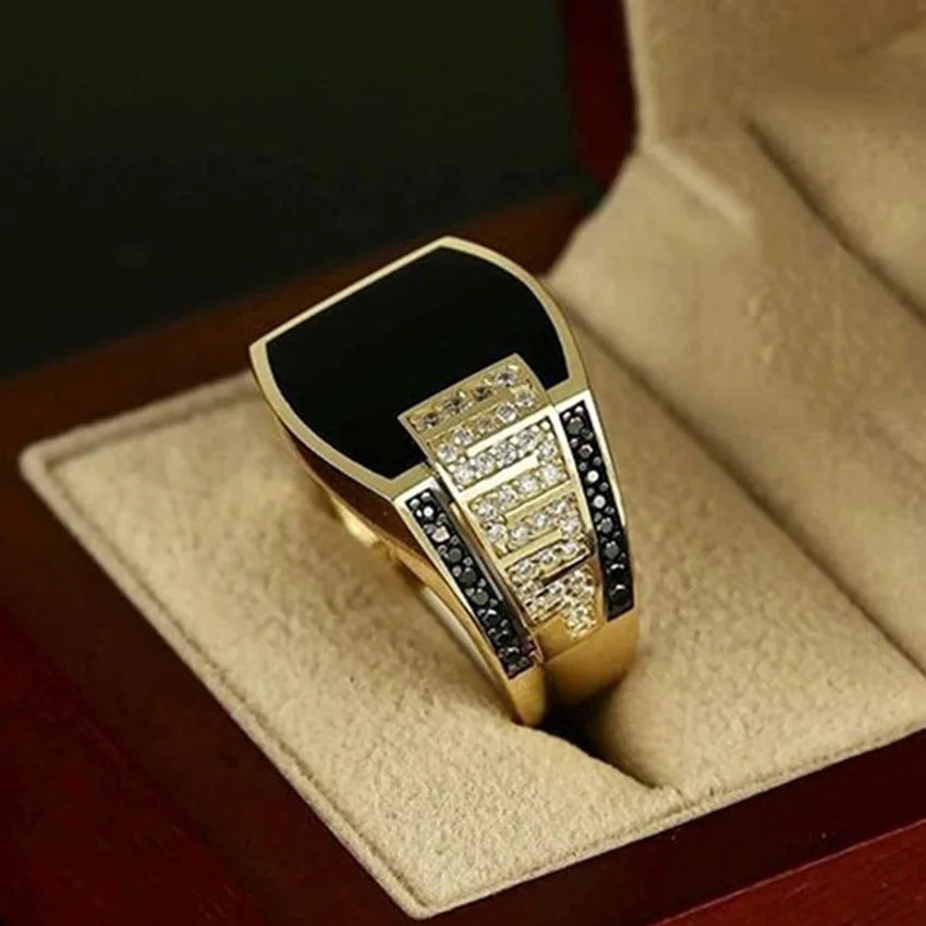 Classic Men's Ring Fashion Metal Gold Color Inlaid Black Stone Zircon Punk Rings for Men Engagement Wedding Luxury Jewelry