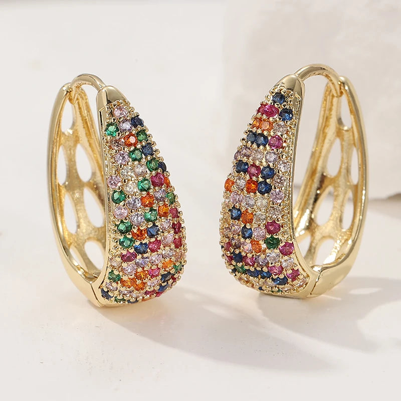 Luxurious Colored Synthetic Zirconia Inlaid Fashion Hoop Earrings for Women