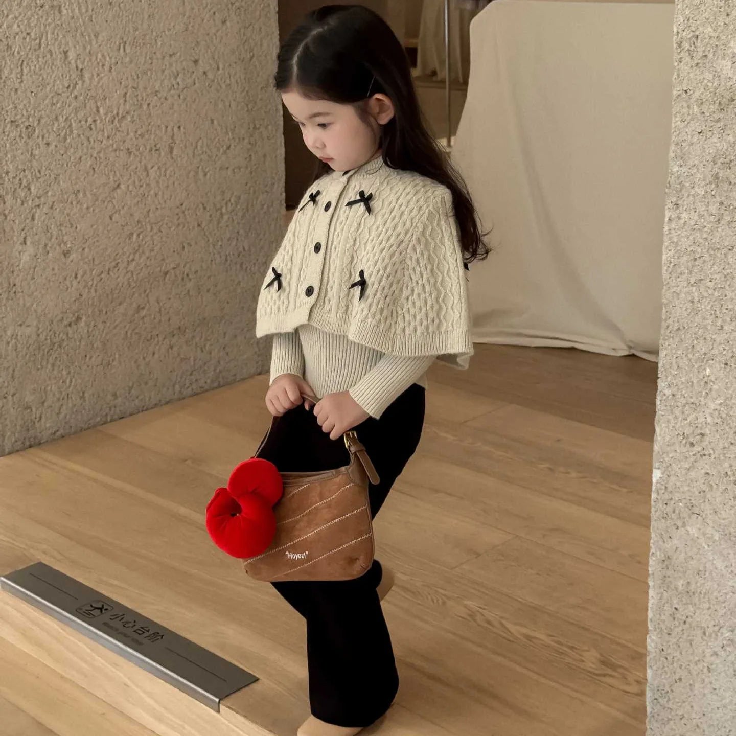 2025 Autumn New Children Clothing Korean Children Clothing Girls Retro Bow Sweater Cape Sweater Two Piece Set