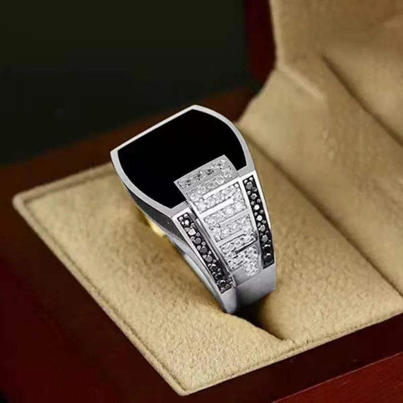 Classic Men's Ring Fashion Metal Gold Color Inlaid Black Stone Zircon Punk Rings for Men Engagement Wedding Luxury Jewelry