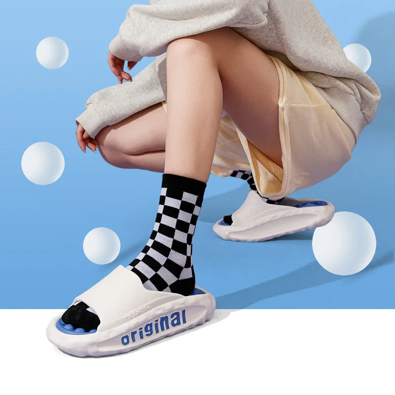 Summer New Slippers For Men Women Outdoor Non-slip Beach Sandals Soft Comfortable EVA Platform Slippers Home Bath Slides