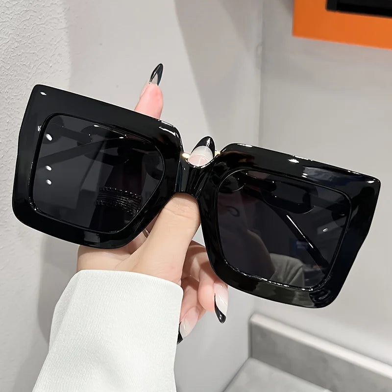 Luxury square fashion glasses for women casual candy color anti glare sun shades for beach party Travel