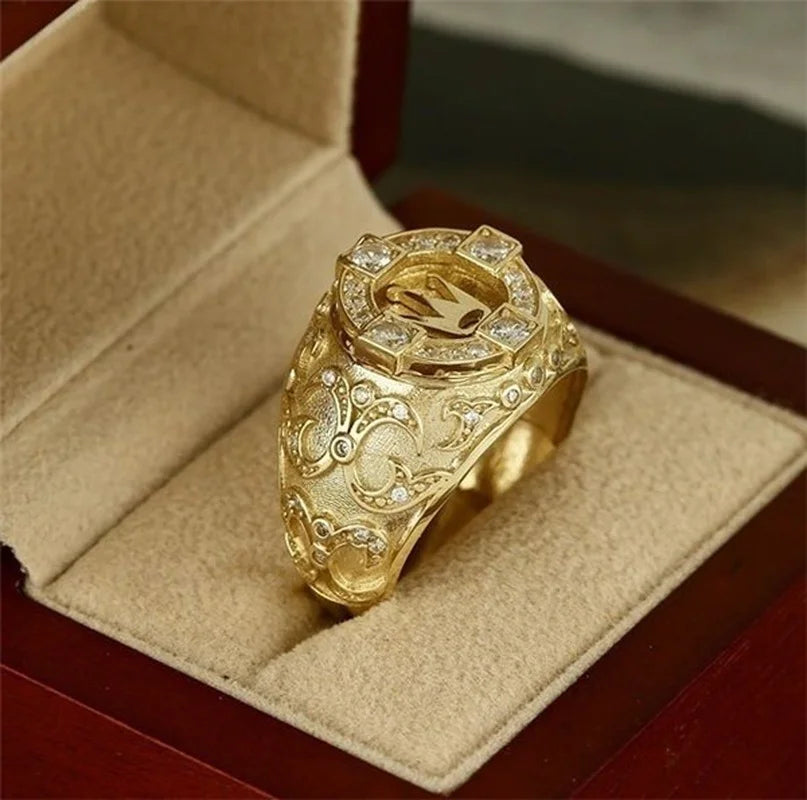Classic Gold Color Rings for Men Gold Colors Inlaid with White Zircon .